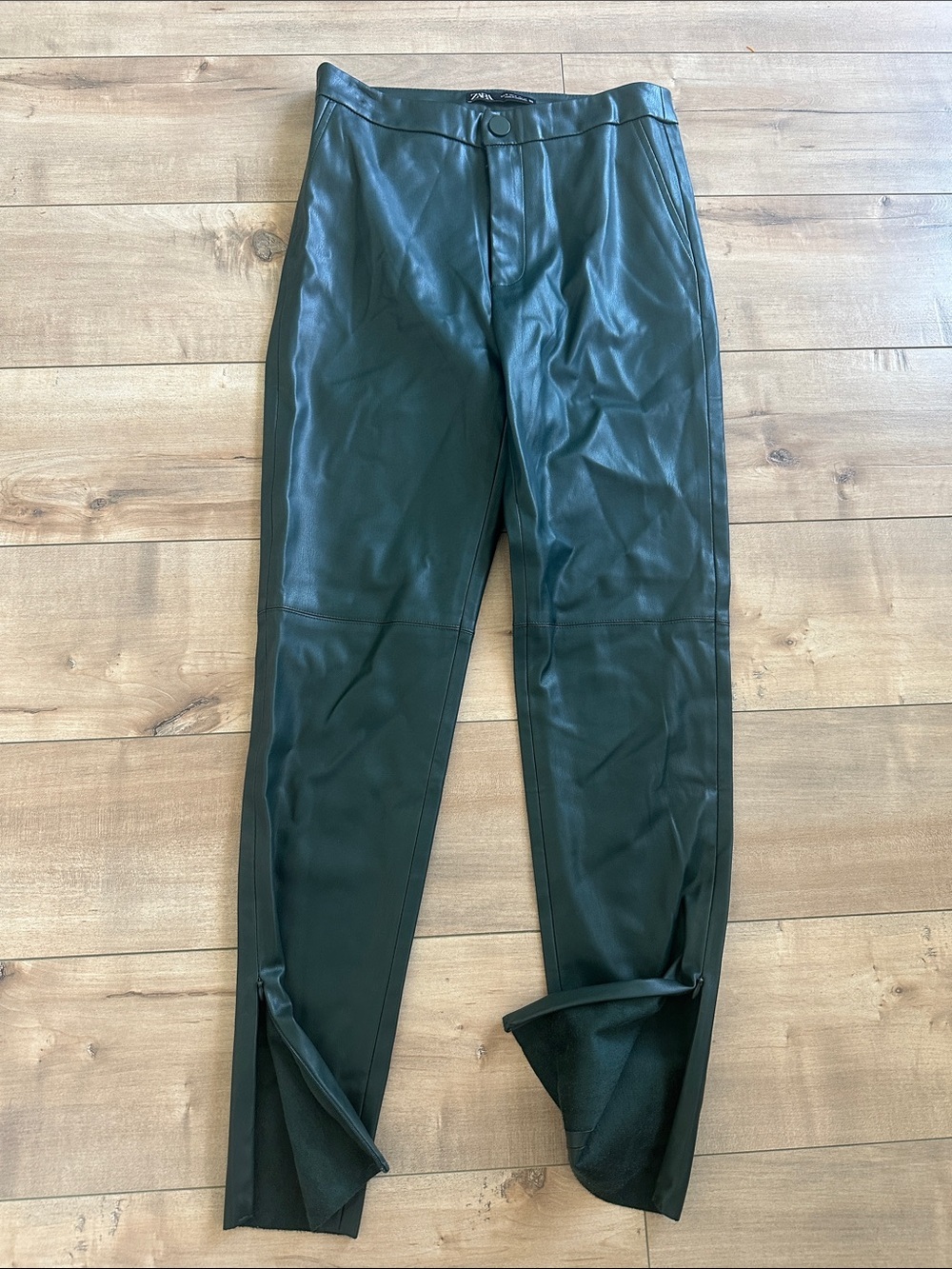 Zara Blogger Favorite Green Faux Leather Leggings Pants Ankle Zip Sz M - Picture 5 of 12